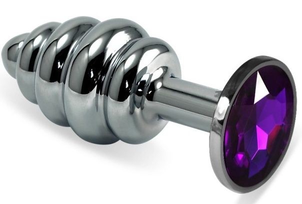 Серебристая ребристая анальная пробка с фиолетовым стразом - 7,5 см.